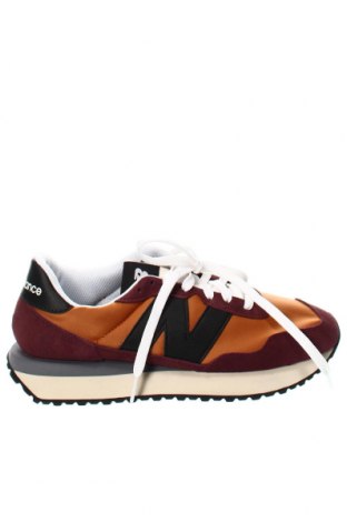 Мъжки обувки New Balance, Размер 41, Цвят Многоцветен, Цена 161,00 лв.