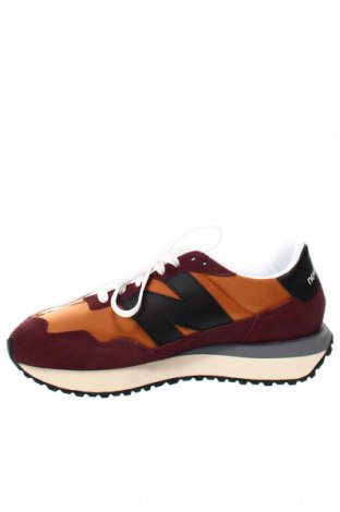 Мъжки обувки New Balance, Размер 41, Цвят Многоцветен, Цена 161,00 лв.
