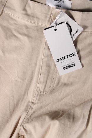 Férfi nadrág Dan Fox X About You, Méret L, Szín Bézs, Ár 3 679 Ft