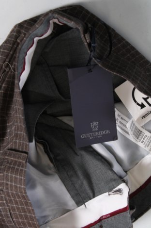 Мъжки панталон Gutteridge, Размер M, Цвят Сив, Цена 156,62 лв.