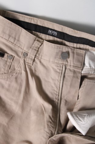 Мъжки панталон Hugo Boss, Размер M, Цвят Бежов, Цена 26,46 лв.