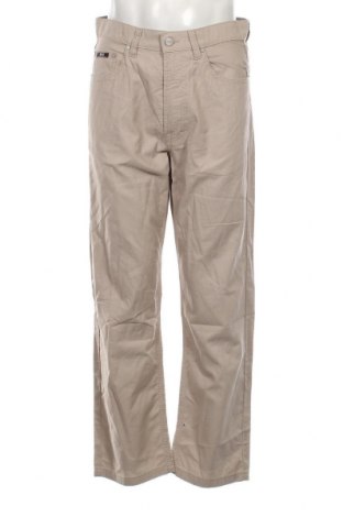Мъжки панталон Hugo Boss, Размер M, Цвят Бежов, Цена 26,46 лв.