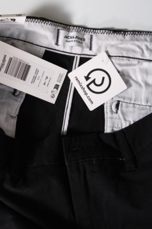 Ανδρικό παντελόνι Jack & Jones, Μέγεθος L, Χρώμα Μαύρο, Τιμή 12,26 €