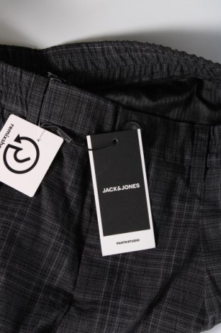 Мъжки панталон Jack & Jones, Размер M, Цвят Сив, Цена 17,22 лв.