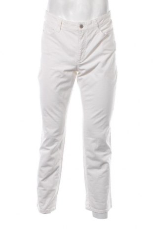 Мъжки панталон Mac, Размер L, Цвят Бял, Цена 26,40 лв.