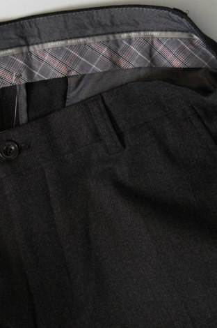 Pantaloni de bărbați Pierre Cardin, Mărime L, Culoare Gri, Preț 77,02 Lei