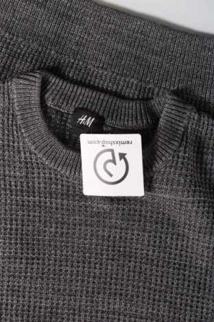 Мъжки пуловер H&M, Размер XS, Цвят Сив, Цена 4,35 лв.