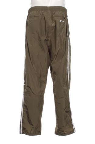 Pantaloni trening de bărbați Adidas Originals, Mărime L, Culoare Verde, Preț 95,39 Lei