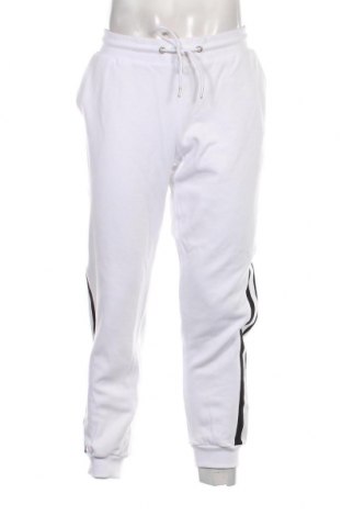 Ανδρικό αθλητικό παντελόνι Urban Classics, Μέγεθος 5XL, Χρώμα Λευκό, Τιμή 38,47 €