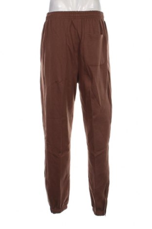 Pantaloni trening de bărbați Urban Classics, Mărime L, Culoare Maro, Preț 72,83 Lei