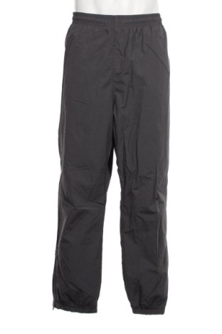 Pantaloni trening de bărbați Urban Classics, Mărime 3XL, Culoare Gri, Preț 72,83 Lei