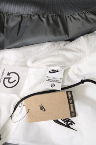 Мъжко яке Nike, Размер M, Цвят Бял, Цена 89,00 лв.