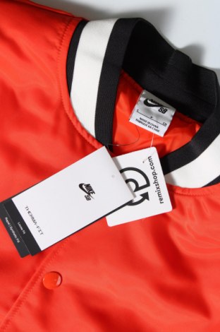 Мъжко яке Nike, Размер S, Цвят Оранжев, Цена 204,00 лв.