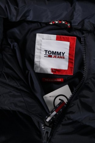 Мъжко яке Tommy Jeans, Размер XL, Цвят Син, Цена 355,00 лв.