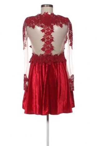 Kleid, Größe M, Farbe Rot, Preis € 29,99