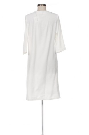Kleid, Größe XXL, Farbe Weiß, Preis 27,70 €