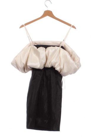 Šaty  Bershka, Velikost S, Barva Černá, Cena  1 435,00 Kč