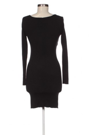Šaty  Bershka, Veľkosť M, Farba Čierna, Cena  2,47 €