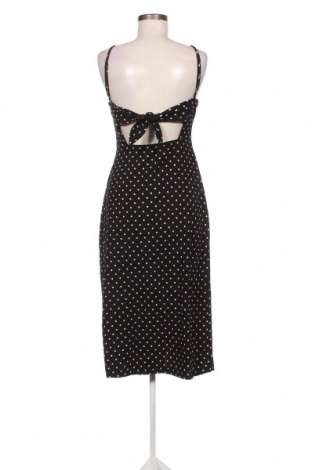 Kleid Bershka, Größe L, Farbe Schwarz, Preis 19,21 €