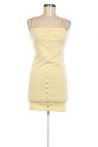 Φόρεμα Bershka, Μέγεθος L, Χρώμα Κίτρινο, Τιμή 6,28 €