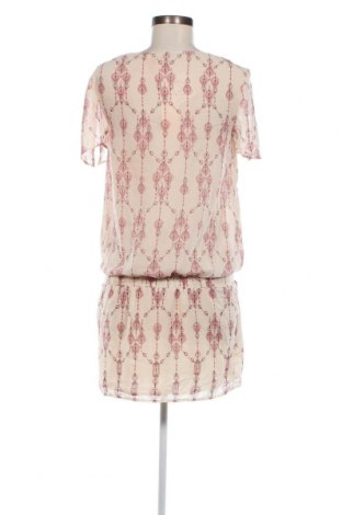 Kleid Bershka, Größe M, Farbe Ecru, Preis 9,60 €