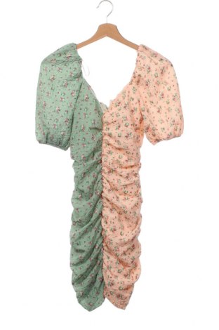 Kleid Chiquelle, Größe S, Farbe Mehrfarbig, Preis 9,46 €