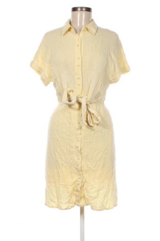 Φόρεμα FRNCH, Μέγεθος M, Χρώμα Κίτρινο, Τιμή 6,31 €
