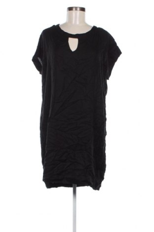 Kleid Femilet, Größe L, Farbe Schwarz, Preis 10,17 €
