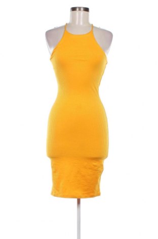Рокля Gina Tricot, Размер XS, Цвят Жълт, Цена 23,20 лв.