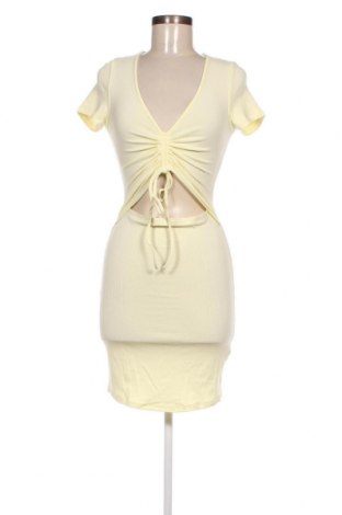 Kleid Glamorous, Größe S, Farbe Gelb, Preis 52,58 €