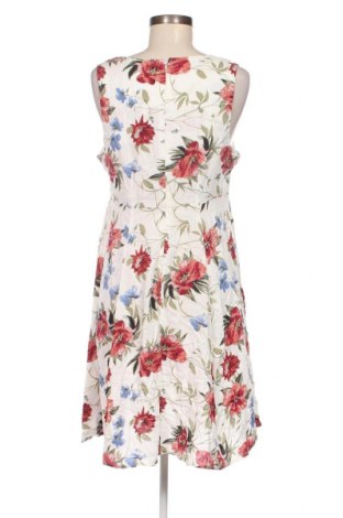Kleid IX-O, Größe M, Farbe Mehrfarbig, Preis 8,48 €