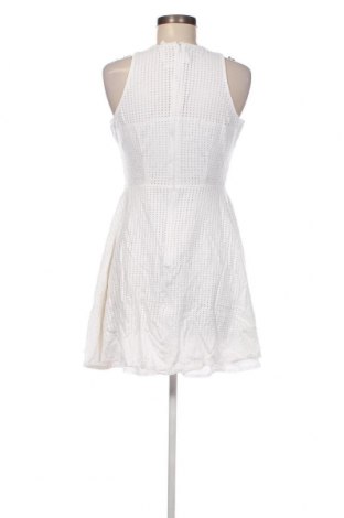 Kleid Kocca, Größe M, Farbe Weiß, Preis 16,42 €