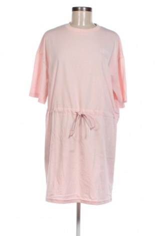 Φόρεμα Lacoste, Μέγεθος M, Χρώμα Ρόζ , Τιμή 66,76 €