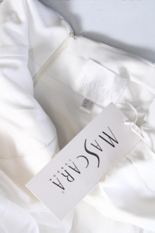 Kleid Mascara, Größe M, Farbe Weiß, Preis 196,38 €