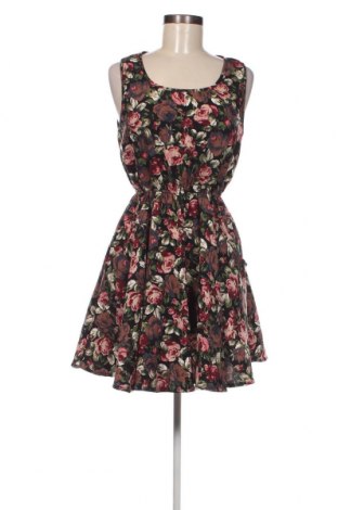 Kleid Mela Loves London, Größe M, Farbe Mehrfarbig, Preis € 23,66
