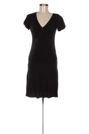 Šaty  Miss Swan, Velikost M, Barva Černá, Cena  106,00 Kč