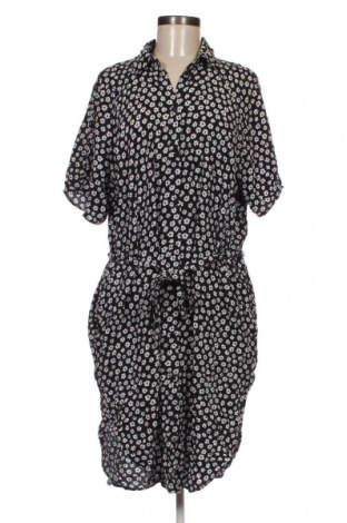 Kleid Monki, Größe M, Farbe Mehrfarbig, Preis 13,92 €