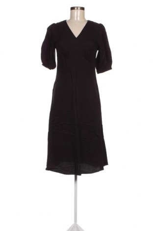 Šaty  Orsay, Velikost XS, Barva Černá, Cena  147,00 Kč