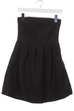 Šaty  Outfitters Nation, Velikost XS, Barva Černá, Cena  187,00 Kč