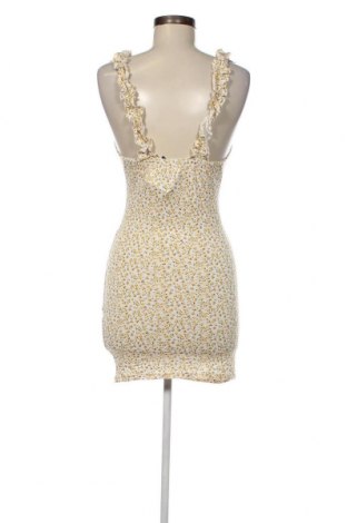 Kleid Pretty Little Thing, Größe XXS, Farbe Mehrfarbig, Preis 7,06 €