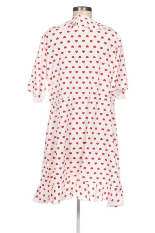 Kleid Pretty Little Thing, Größe XXL, Farbe Weiß, Preis 19,57 €