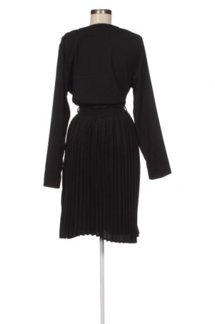 Kleid Pretty Little Thing, Größe XL, Farbe Schwarz, Preis € 29,59