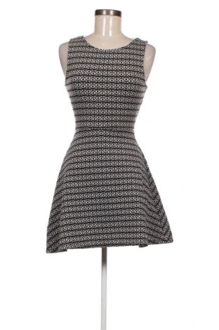 Φόρεμα Pull&Bear, Μέγεθος M, Χρώμα Πολύχρωμο, Τιμή 3,59 €