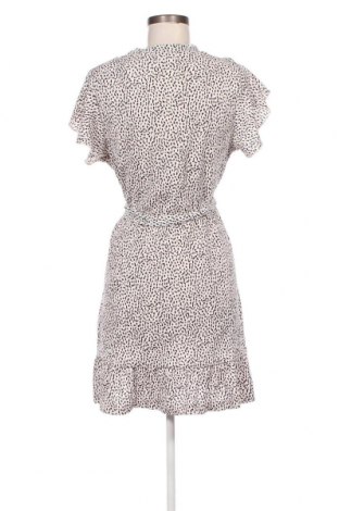 Kleid Reserved, Größe L, Farbe Weiß, Preis 8,90 €