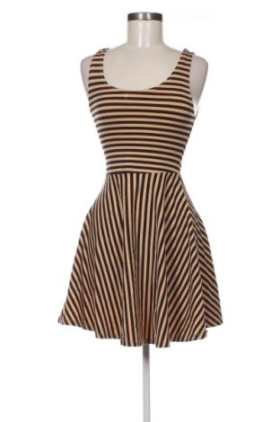 Φόρεμα Topshop, Μέγεθος S, Χρώμα  Μπέζ, Τιμή 12,62 €