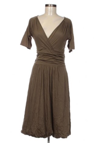 Φόρεμα Turnover, Μέγεθος M, Χρώμα  Μπέζ, Τιμή 28,83 €