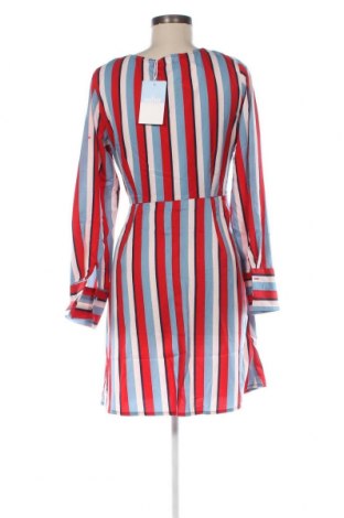 Kleid Usha, Größe M, Farbe Mehrfarbig, Preis 12,02 €
