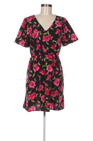 Kleid VILA, Größe M, Farbe Mehrfarbig, Preis 29,90 €