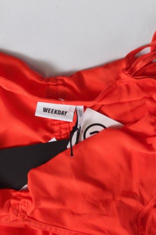 Φόρεμα Weekday, Μέγεθος M, Χρώμα Κόκκινο, Τιμή 6,88 €