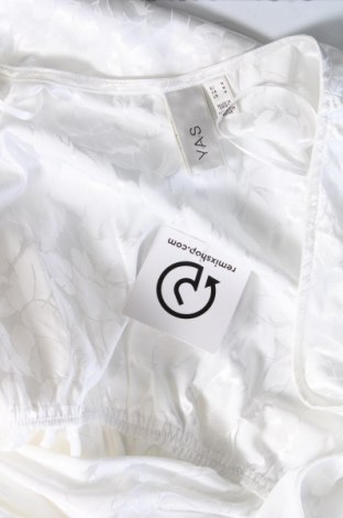 Kleid Y.A.S, Größe M, Farbe Weiß, Preis 30,67 €
